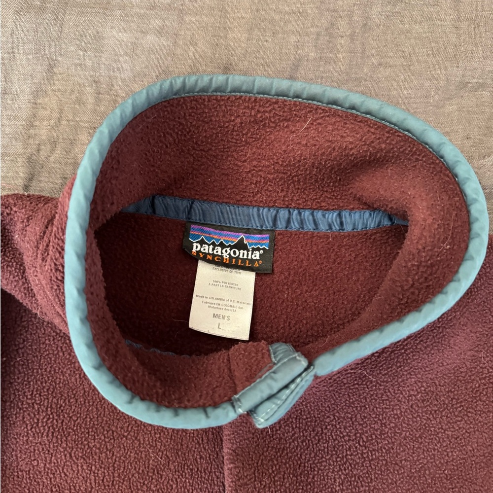 Patagonia Men's Maroon Fleece Jacket